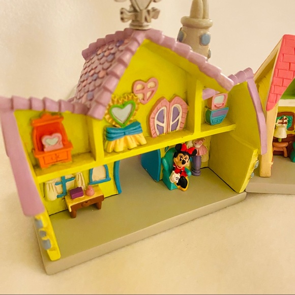 ❤️Pair of Iconic Mickey Minnie Mouse Toon Town Houses Ornaments Disneyland💛 - Picture 8 of 9
